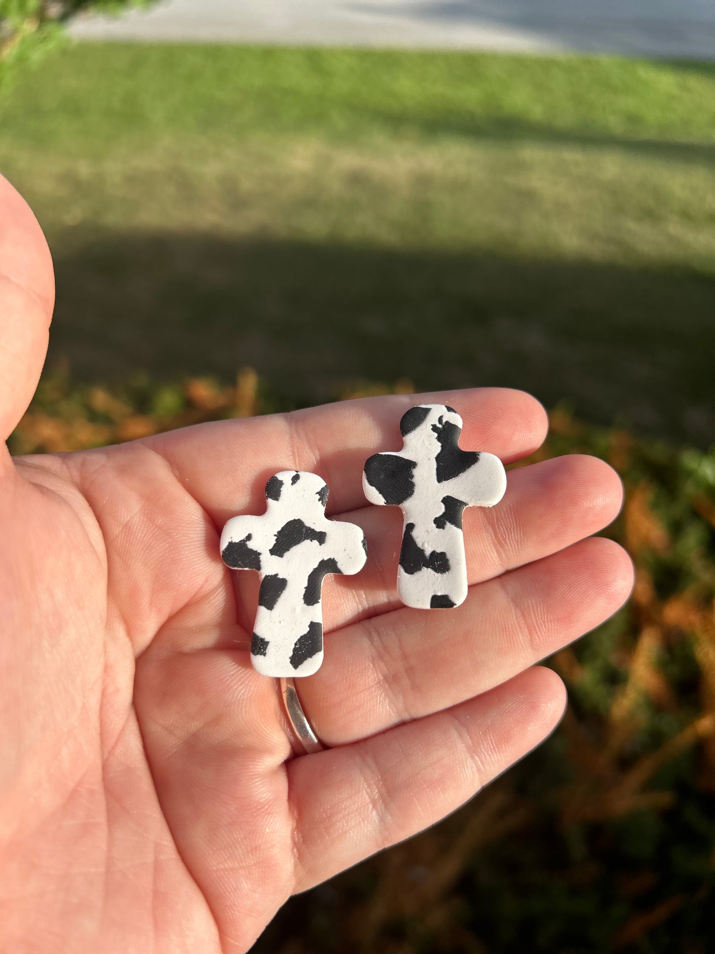 Cow Cross Studs