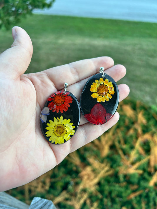 Black Pressed Flowers