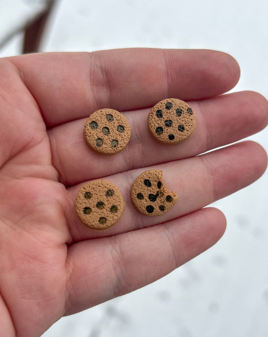 Cookie Studs